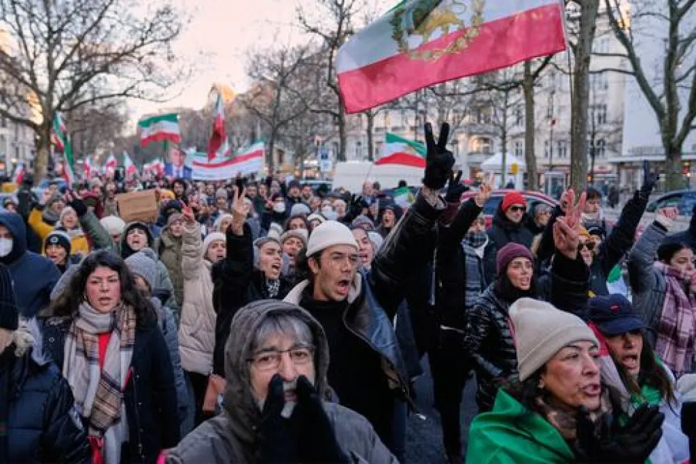 Ministarstvo spoljnih poslova Srbije pozvalo građane da napuste Iran