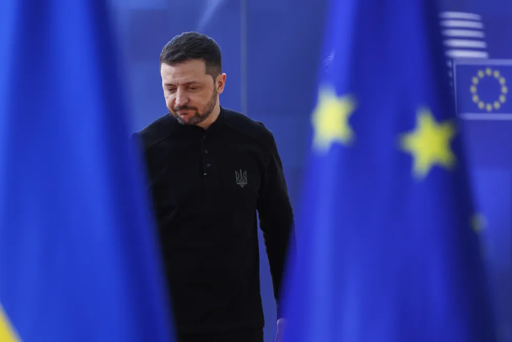 Ukrajinski predsjednik Volodimir Zelenski u zgradi Evropske unije (AP Photo/Omar Havana)
