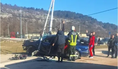 Saobraćajna nezgoda u Nik&scaron;iću, jedna osoba teže povrijeđena