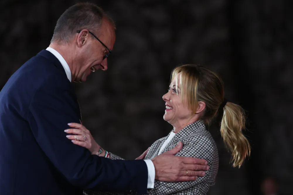 Politiko: "Odlična hemija" između Meloni i Merca