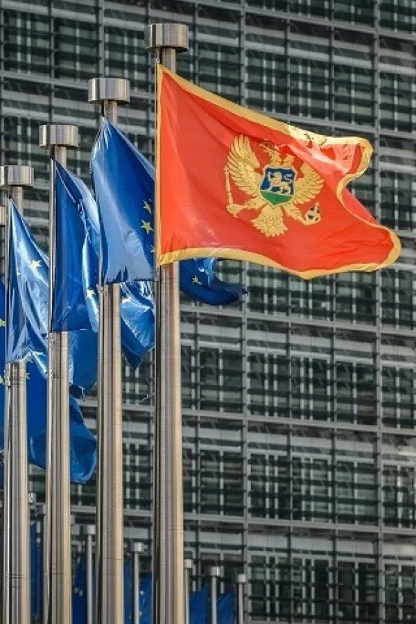 Zapadni mediji: Crna Gora ne poku&scaron;ava da bude pametnija od Brisela