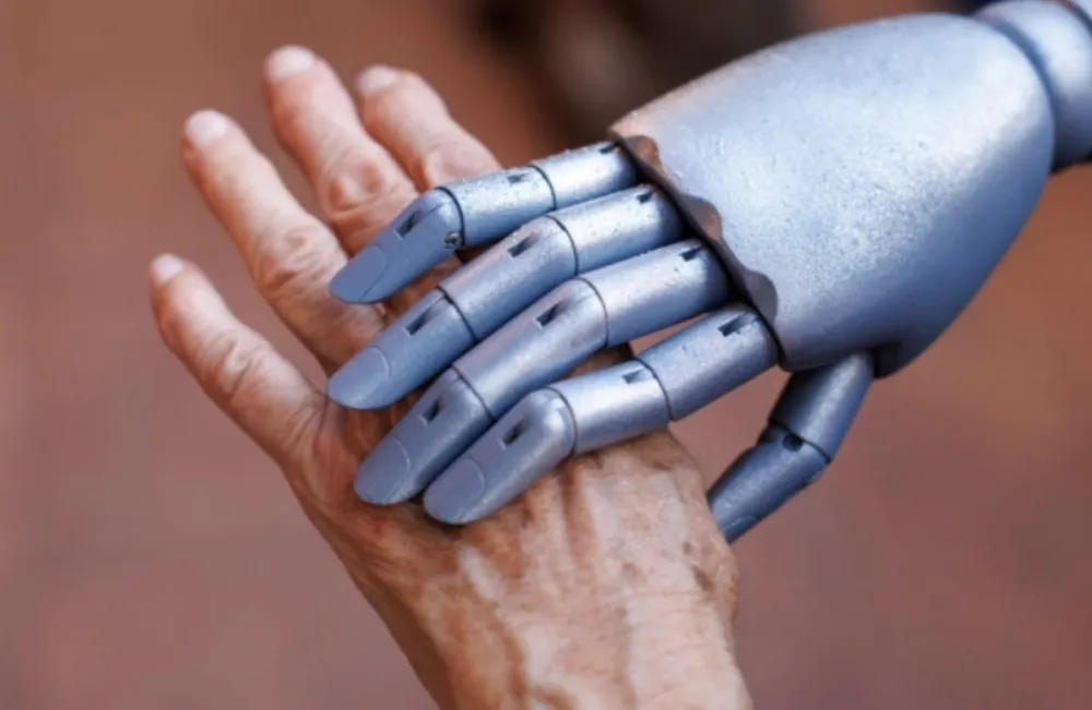 Iz Rusije stiže robotska ruka koja "čita misli"