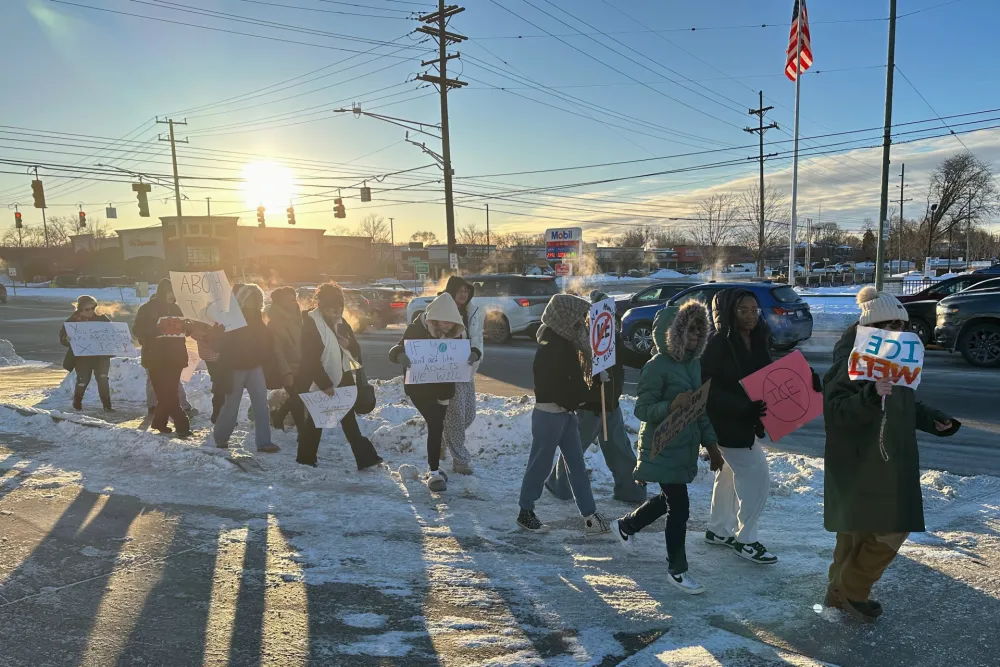 ICE protesti
