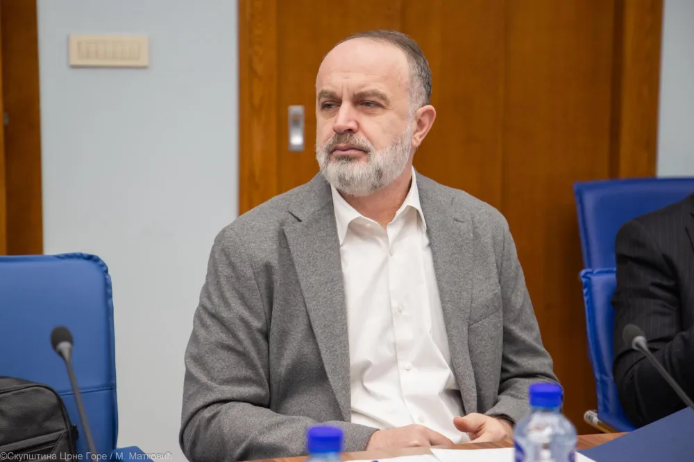 Đeljo&scaron;aj: Crna Gora konačno stavila tačku na &scaron;verc cigareta