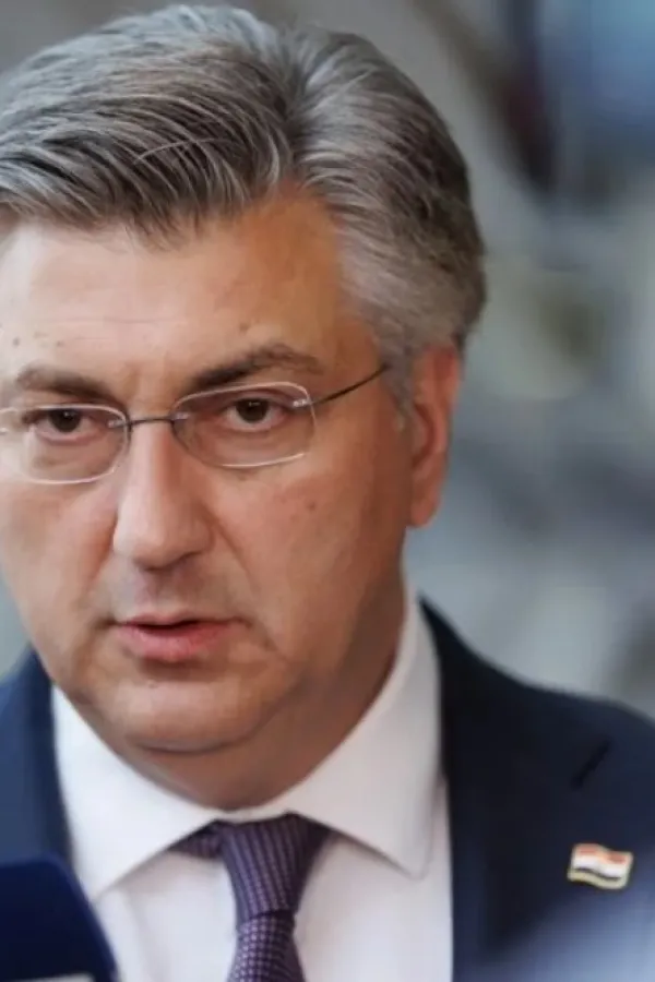 (VIDEO) Plenković razgovarao sa hrvatskim humanoidnim robotom, predložio da se zove Ante