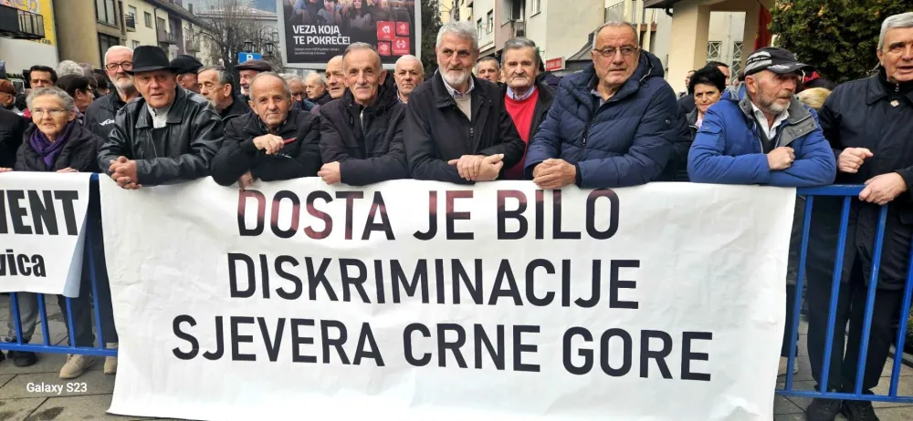 Penzioneri sa sjevera sjutra u Bijelom Polju organizuju humanitarnu akciju za Spajića i članove Vlade