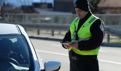 U zajedničkoj akcija UP i EUROL-a 4, uhap&scaron;ena dva lica, donijeto preko 400 represivnih mjera