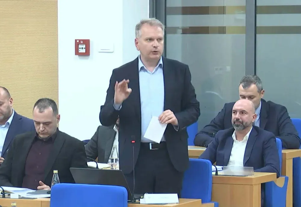 Perić: Prinudna uprava potire lokalnu samoupravu