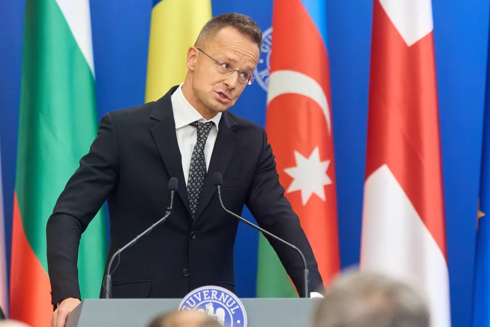 Sijarto: Mađarska će blokirati EU paket od 90 milijardi eura za Ukrajinu