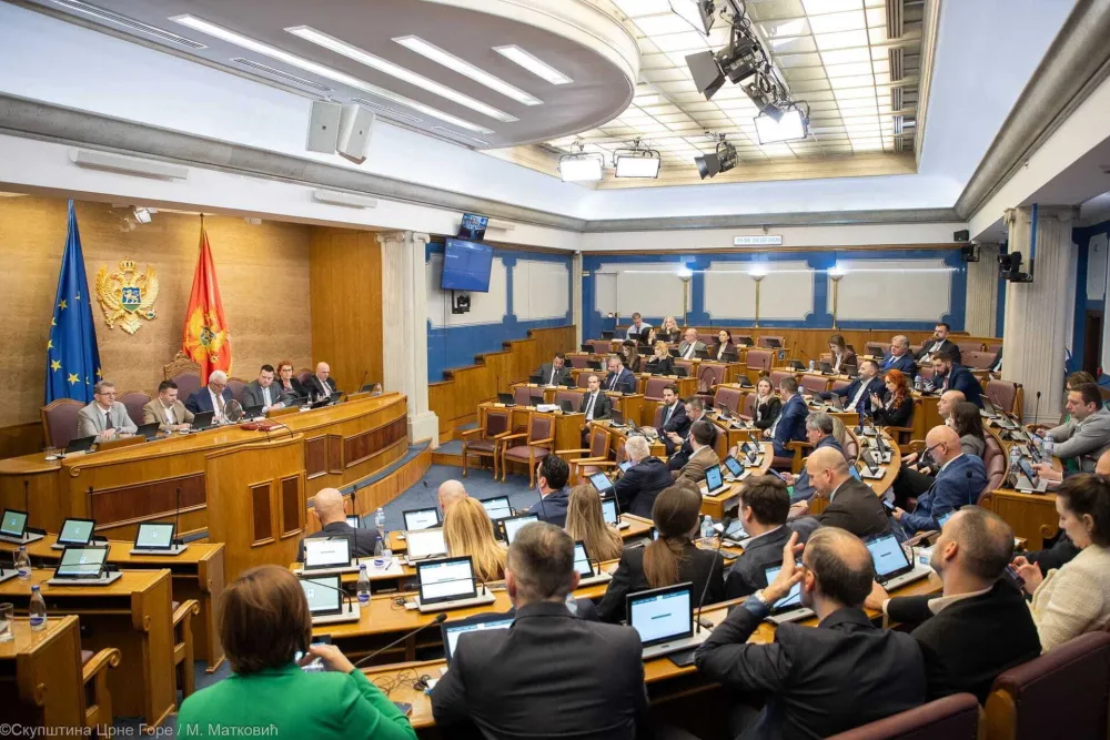 Planiraju da potro&scaron;e 4,5 miliona, za vozila 124.000