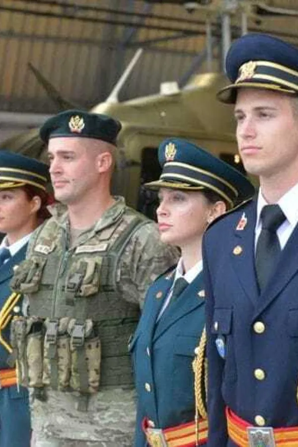 Ministarstvo odbrane raspisalo javni oglas za prijem 34 vojnika u službu u VCG