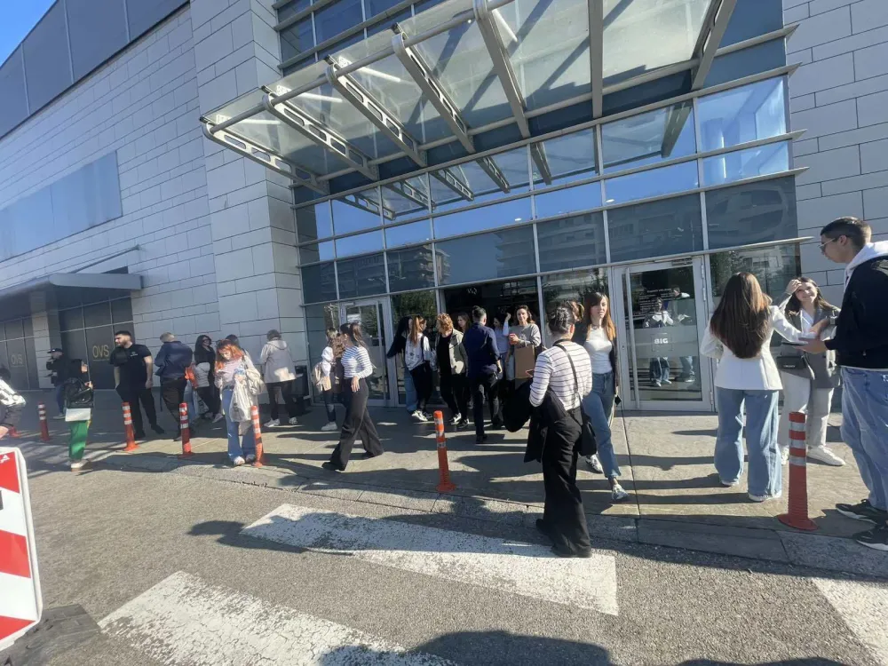 Lažna dojava o bombi u tržinim centrima u Siti kvartu