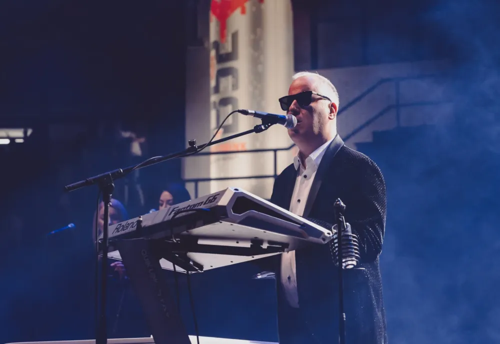 Sa&scaron;a Matić i Aco Pejović upriličili zajednički koncert u prepunoj MTEL dvorani "Morača"