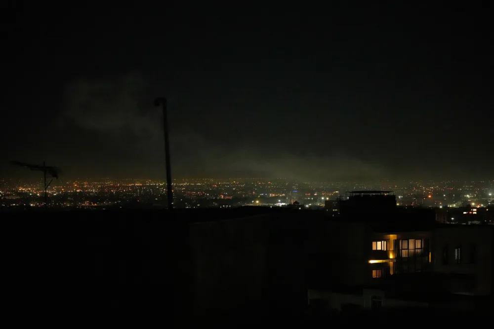 Teheran: Stanovnici upozoreni da ne izlaze iz kuća, opasna ki&scaron;a može izazvati hemijske opekotine