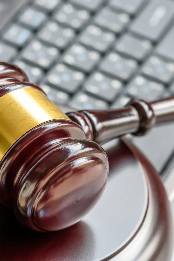 Krivične prijave protiv Podgoričaninai Ulcinjanina zbog nelegalne gradnje i protivpravnog zauzimanja zemlji&scaron;ta
