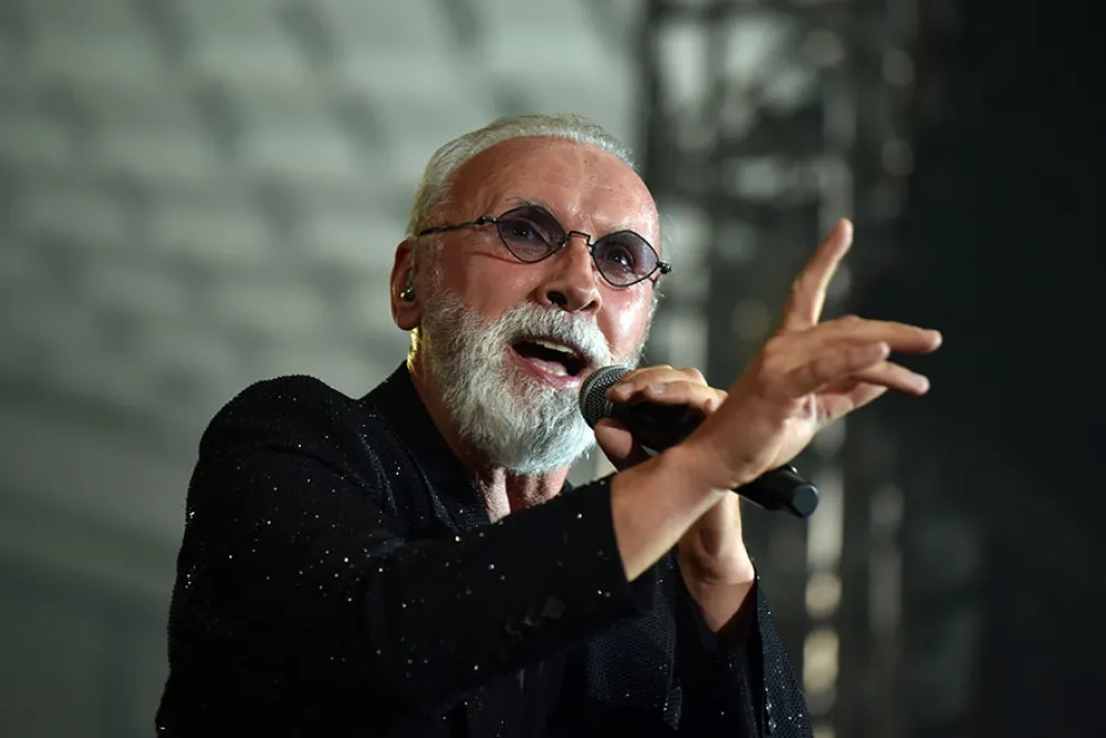 Dino Merlin zakazao Ko&scaron;evo: Čarobnjak ponovo pjeva u svom gradu