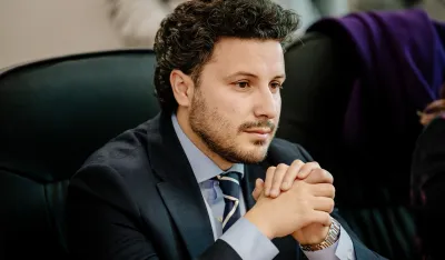 Abazović sjutra&nbsp;prezentuje &scaron;emu firmi, institucija i pojedinaca povezanih sa "Možurom"
