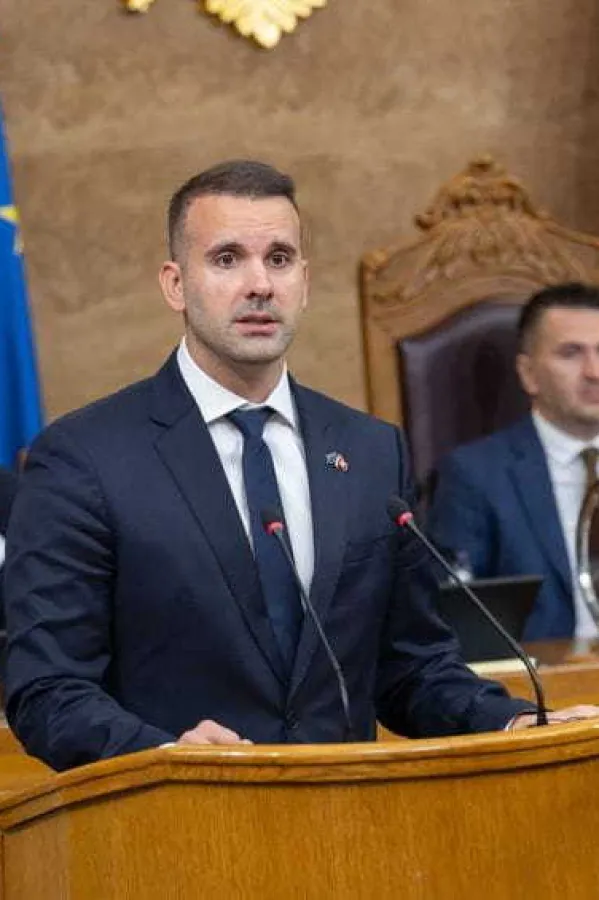 Spajić sjutra pred poslanicima: Govoriće o rastu cijena goriva, Morinju, penzijama...