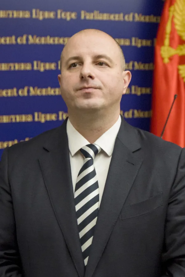 Milović: Crna Gora je pred stagflacijom, na&scaron;a ekonomija tone