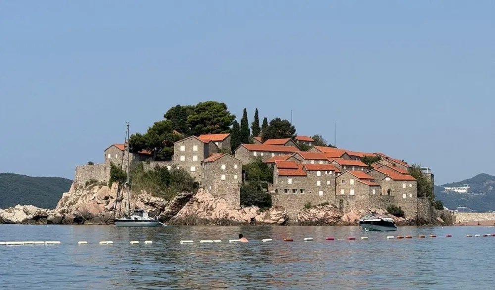 MZ Sveti Stefan:&nbsp;Nikada nismo bili protiv istinskih investitora