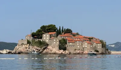 MZ Sveti Stefan:&nbsp;Nikada nismo bili protiv istinskih investitora