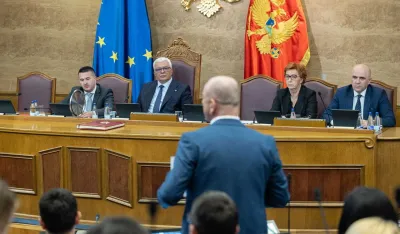 Trobojka podijelila većinu, koalicija ZBCG na testu