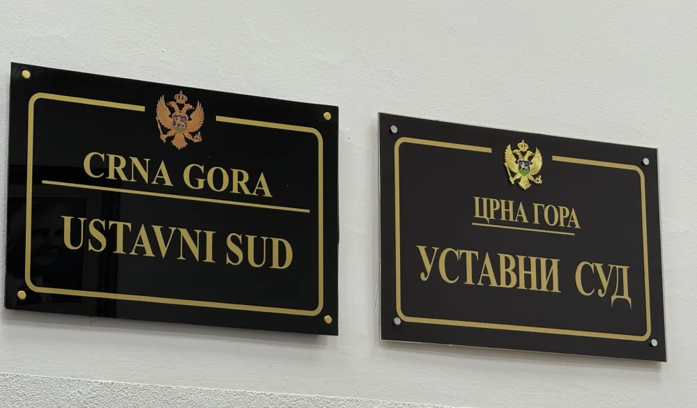 Ustavni sud: Postojanje javnog interesa ne dokazuje se prostim glasanjem većine poslanika