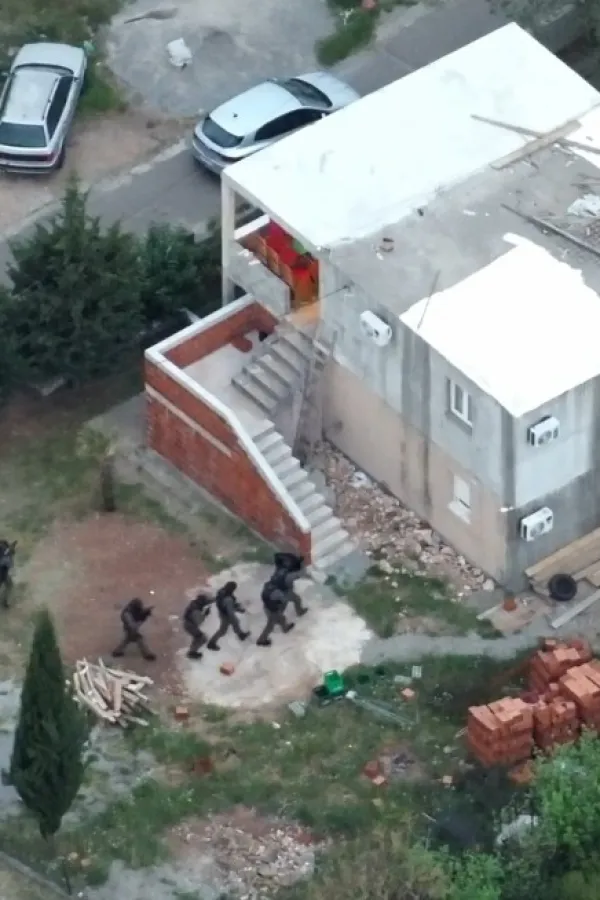 &Scaron;ćepanović: Danas uhap&scaron;eno sedam osoba u Crnoj Gori, potražuju se jo&scaron; dvije, ukupno zaplijenjene 4,5 tone narkotika