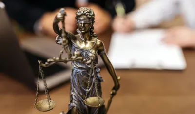 Krivične prijave protiv četiri osobe zbog nedozvoljene gradnje u Baru, Ulcinju i Pljevljima