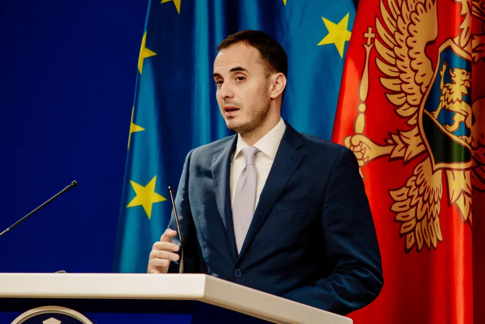Konatar: Moramo imati antikrizni paket mjera za za&scaron;titu građana i privrede