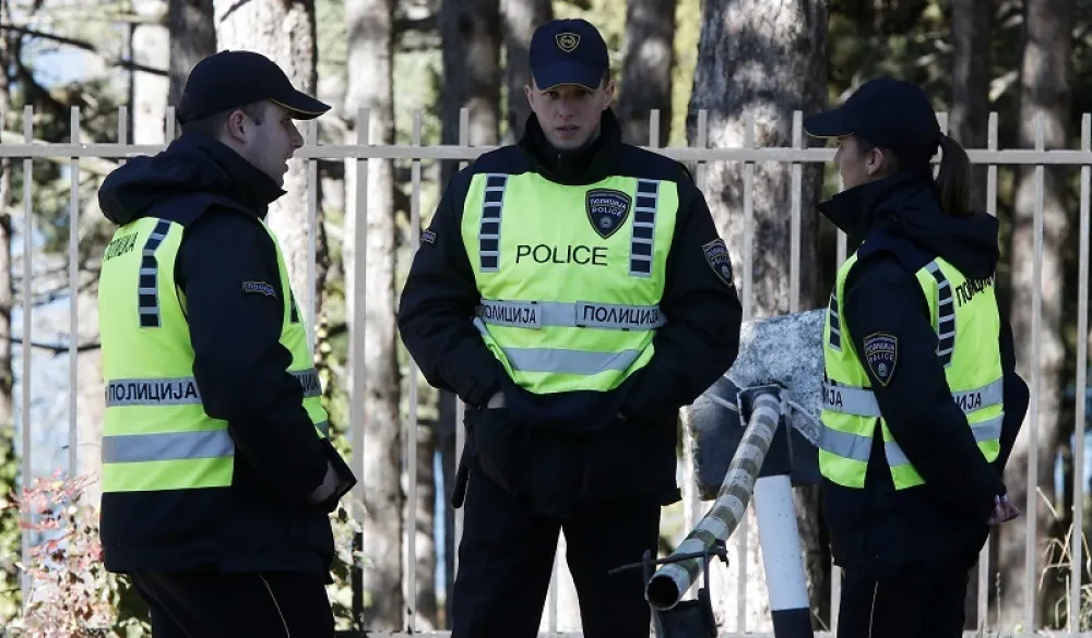 Užas u Makedoniji: Zaposleni u &scaron;koli u silovao 14-godi&scaron;njakinju, potom objavio njene snimke