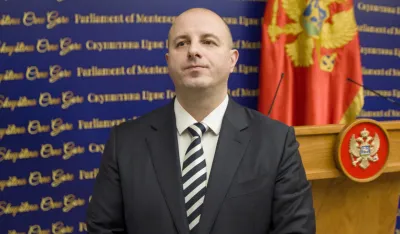 Milović: Vlada ponovo zavukla ruku u džepove građana, akcize rastu, podr&scaron;ka nestaje