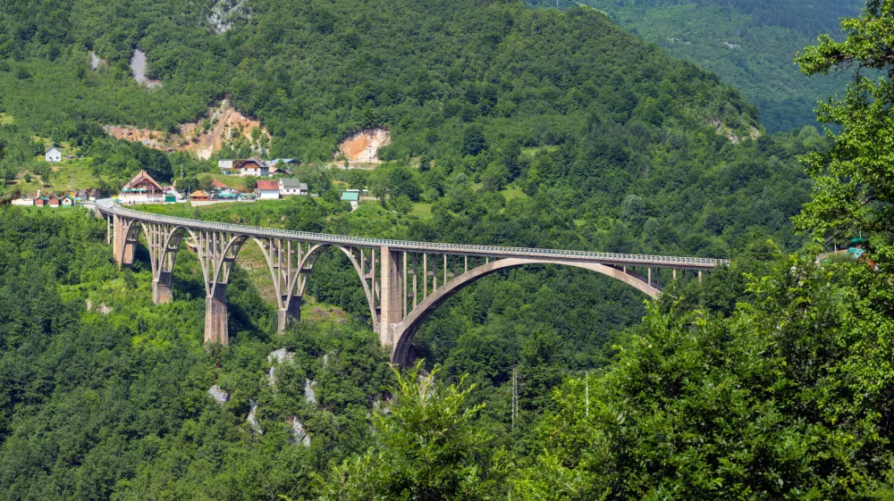 Izmijenjen režim saobraćaja na putu Žabljak &ndash; Pljevlja zbog rekonstrukcije mosta Đurđevića Tara