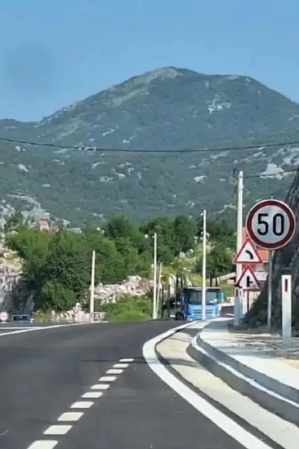 AMSCG: Vozači da prilagode vožnju uslovima na putu