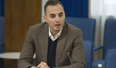 Konatar: Pozivam sve poslanike i ministre da zajedno pomognemo osobama i djeci sa autizmom