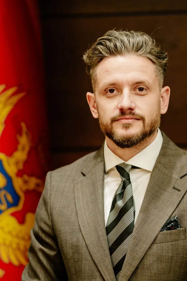 Radovanić: Spajić obećava za&scaron;tićeni Miločerski park, a tamo će se graditi stanovi po dozvoli DPS-a
