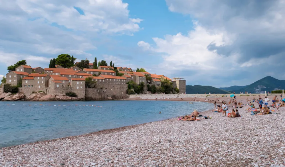 URA: Evropski parlamentarci traže za&scaron;titu Svetog Stefana i javnog interesa