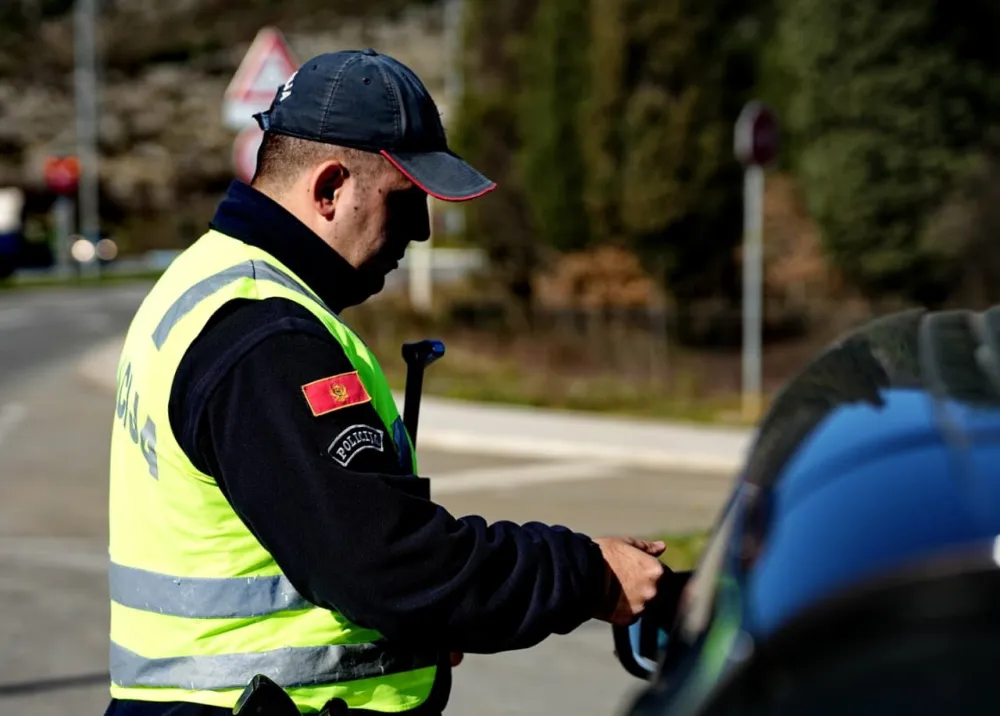 Za 24 sata 17 saobraćajnih nezgoda