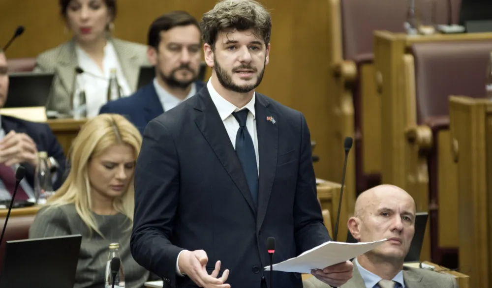 Čarapić opoziciji: Oduprite se Đukanoviću, Crnogorci ne ljube lance