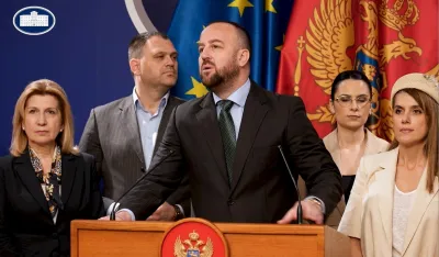 Nikolić: Klub poslanika DPS-a govorio u plenumu preko 201 čas, to su sati razotkrivanja neznanja