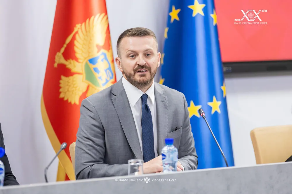 Odgovor ministra Dukaja na tekst &bdquo;Ulcinj da dobije status grada"