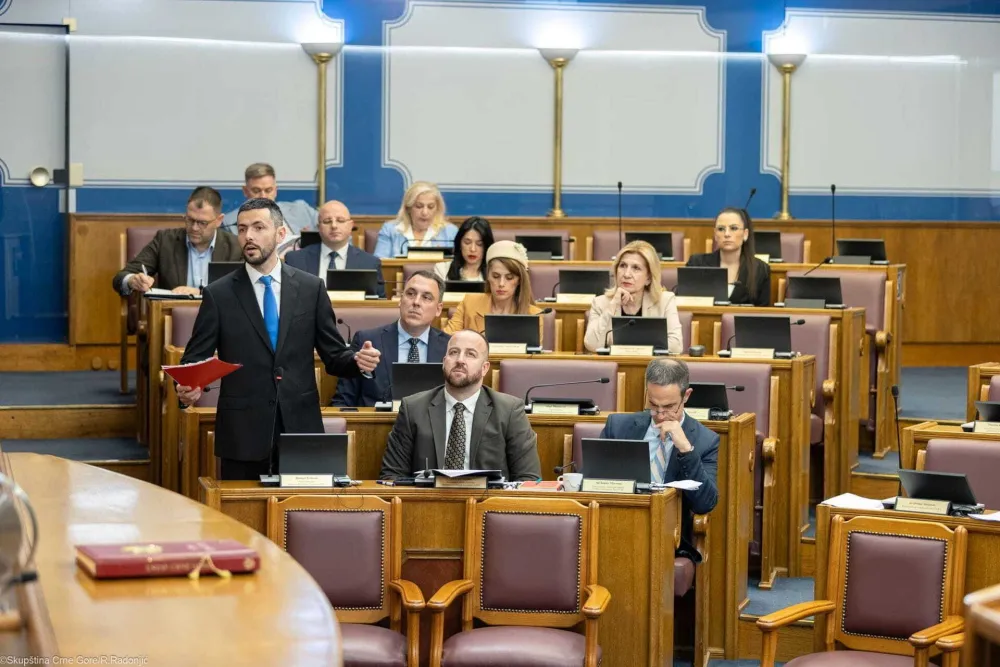 DPS, ES i HGI: Ponudićemo uskoro platformu za prevazilaženje krize i normalizaciju političkih prilika