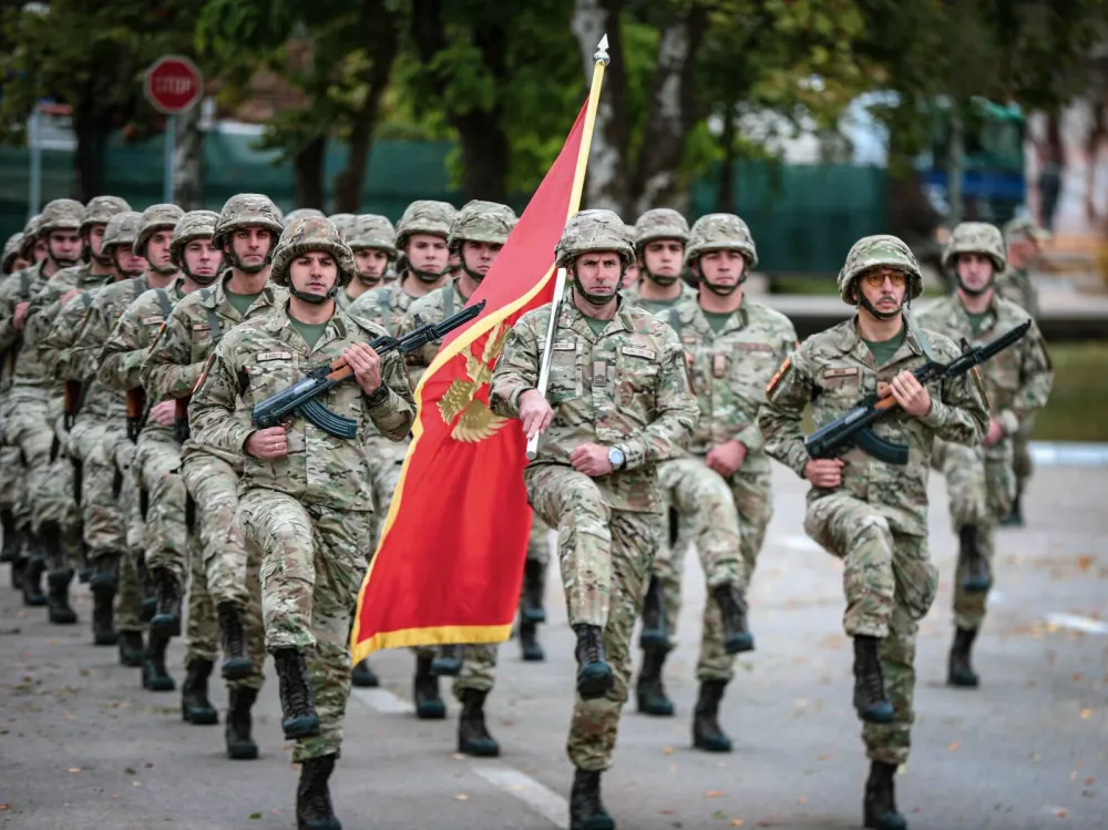 Ministarstvo odbrane raspisalo javne oglase za obrazovanje na vojnim akademijama u Grčkoj i Sjevernoj Makedoniji
