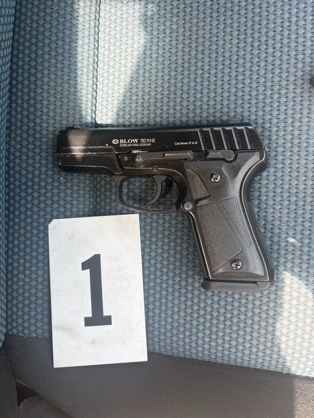 FOTO: Uprava policije CG (oduzeti predmeti)