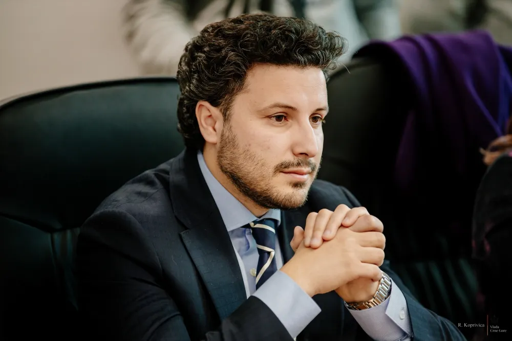 Abazović o incidentu: Bemaks djeluje kao paralelna država, poku&scaron;ali su da pokažu da njima niko ne može ni&scaron;ta