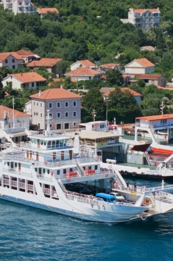 Mikijelj: Država izgubila oko 200 miliona eura dok je trajektna linija bila u rukama privatnika