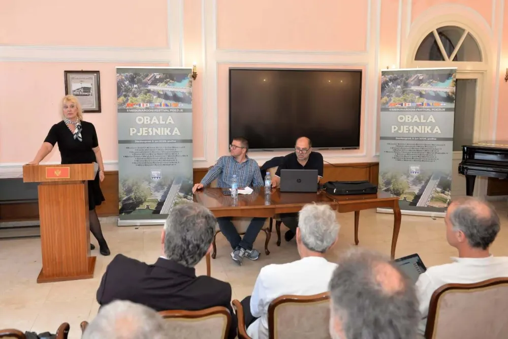 Pjesnici Radomir Andrić i Hristo Petreski dobitnici nagrade "Aleksandar Sekulić"