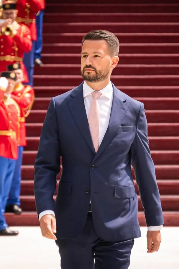 Milatović vratio Skup&scaron;tini Zakon o izmjenama i dopunama Zakona o statusu potomaka dinastije Petrović Njego&scaron;