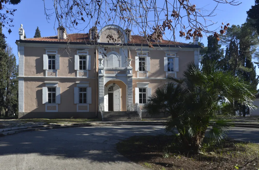 Kabinet Milatovića: Dvorac na Kru&scaron;evcu za&scaron;tićen kao nepokretno kulturno dobro