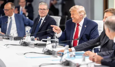 (VIDEO) Tramp u centru pažnje na sastanku G7: "Ja sam &scaron;ef"